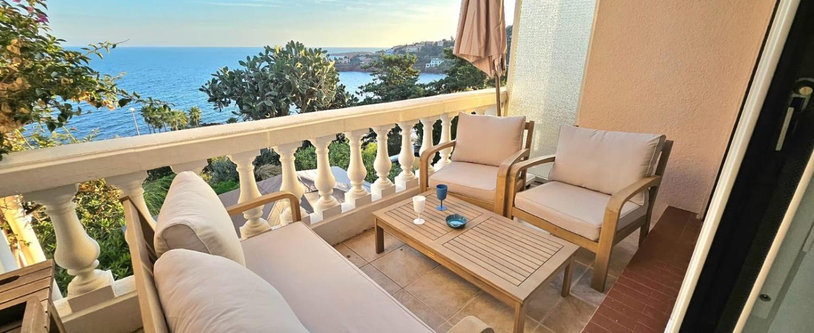 Petit Paradis Vue Mer- Et Calanques A 3 Mn Appartement Saint-Raphaël